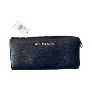 Michael Kors Navy Jet Set Travel 3/4 Zip Wallet NWT